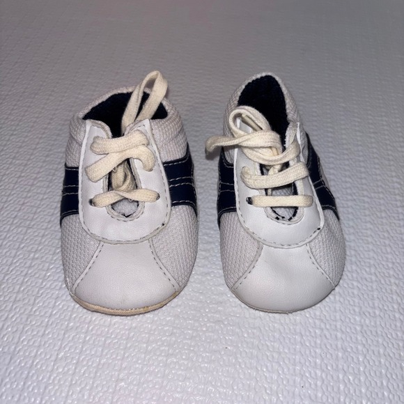 Baby Athletic Sneakers White and Blue Infant‎ Shoes Size 2 Toddler Kids - Picture 5 of 5